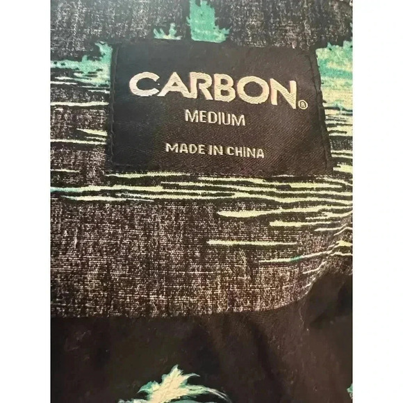Carbon short sleeve button up Hawaiian shirt size medium - Picture 6 of 6